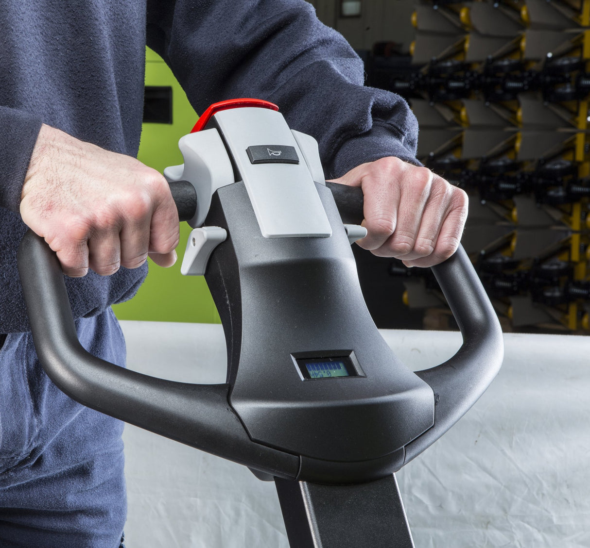 PRAMAC GX12 EVO Sondermasten - Elektrischer Hochhubwagen 1.2t