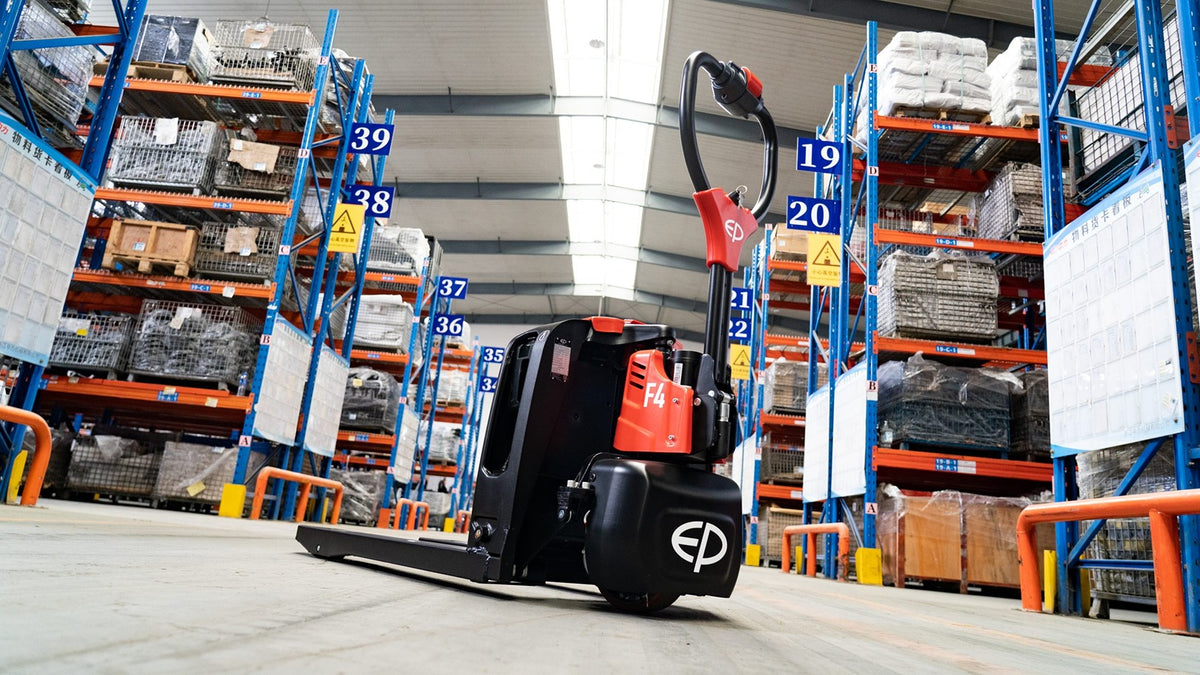 Pim Labger EP F4 - Elektrischer Gabelhubwagen 1.5t – stapleronline.at